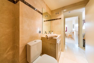 2 Bed Bath  property - Image 1