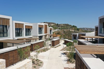 Suites - 2 Bedroom Apartments property - Image 1