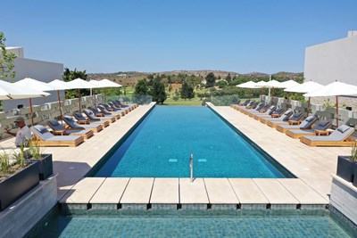 Suites - 2 Bedroom Apartments property - Image 1