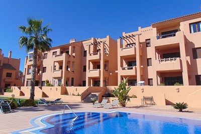 2 bedroom apartments property - Image 1